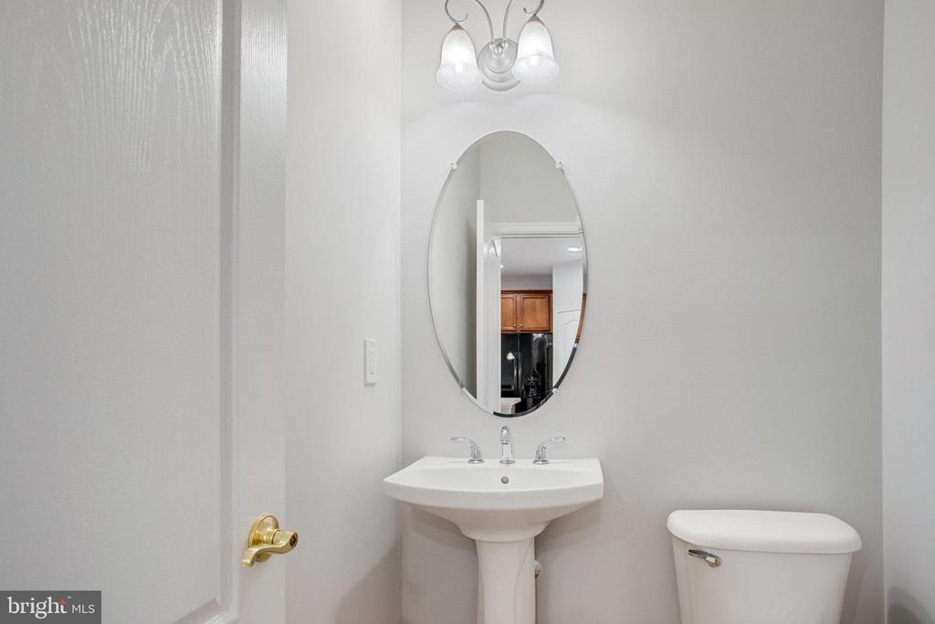 17485 BAYOU BEND CIR