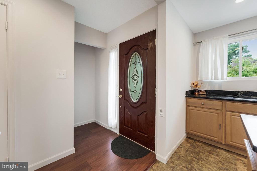 15353 Grist Mill Ter