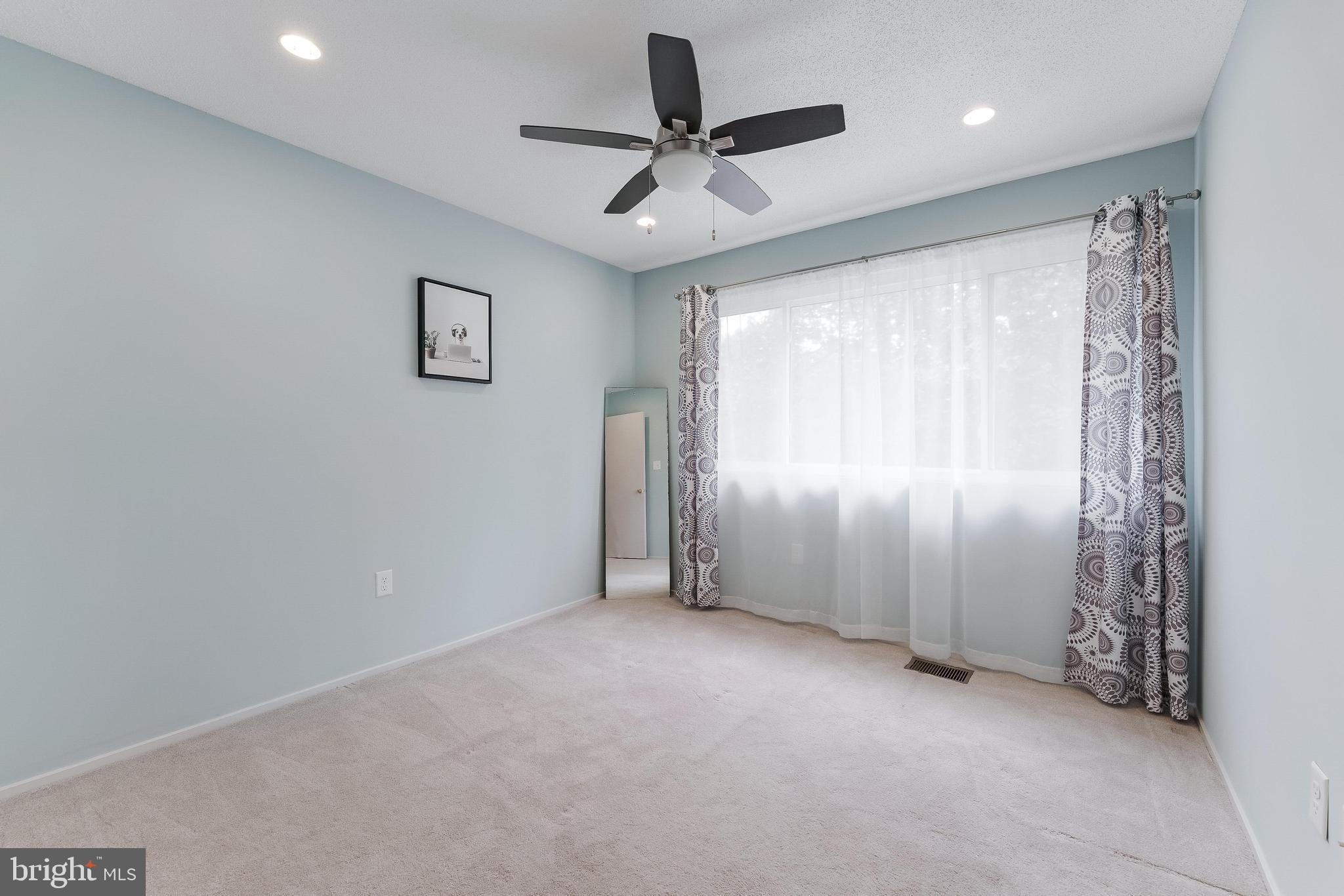 15353 Grist Mill Ter