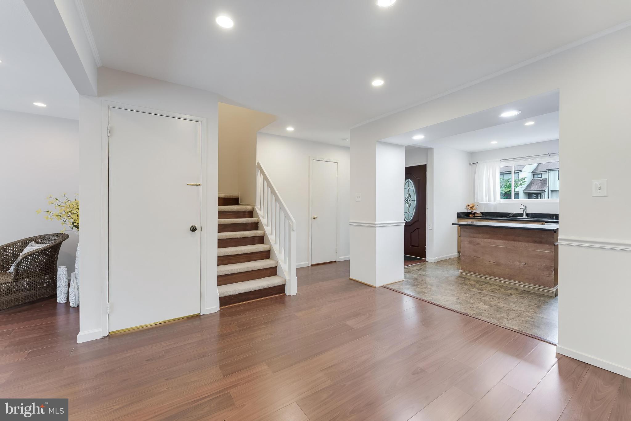 15353 Grist Mill Ter