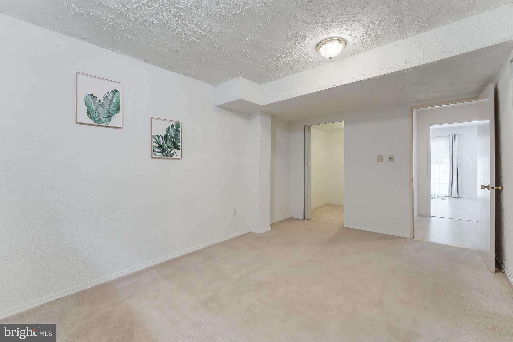 15353 Grist Mill Ter