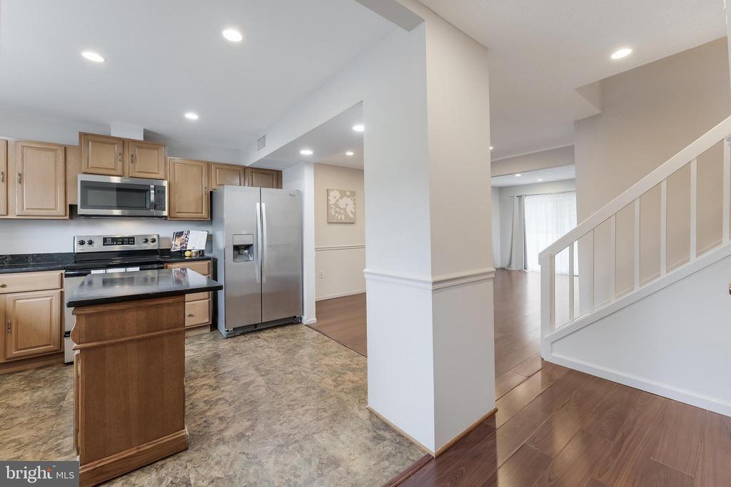 15353 Grist Mill Ter