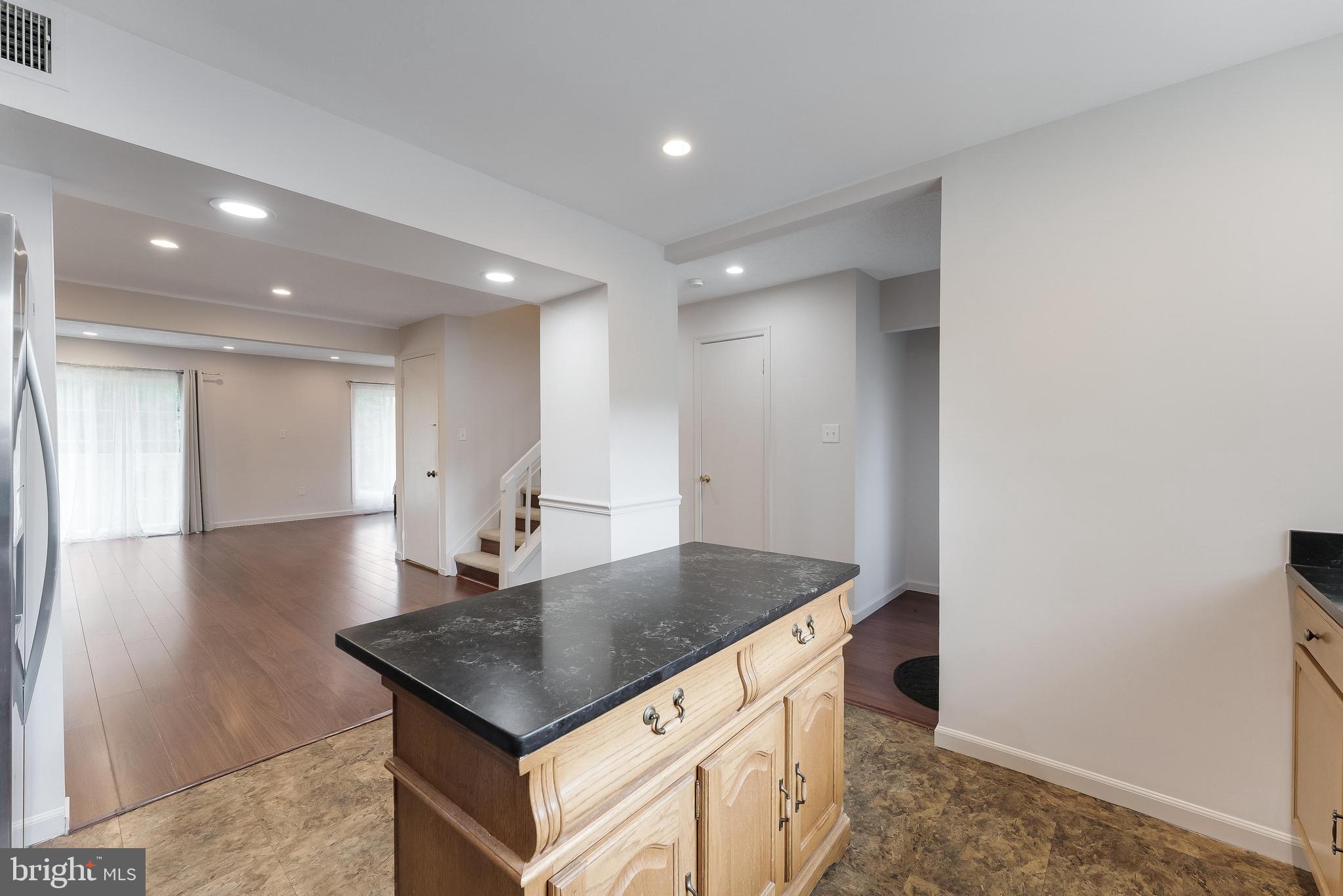 15353 Grist Mill Ter