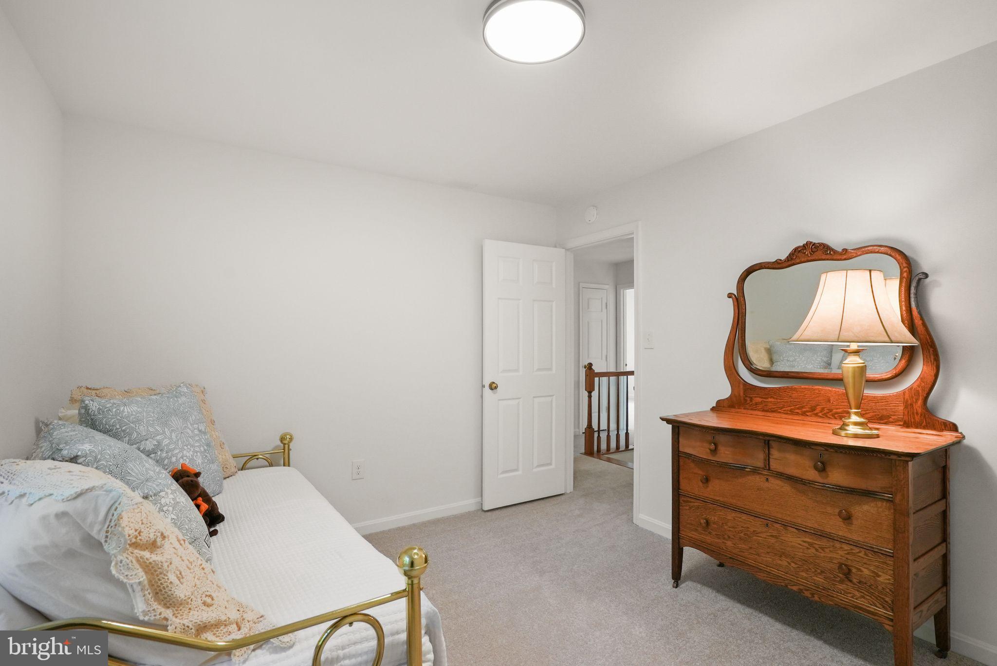 6040 TOKEN FOREST DRIVE