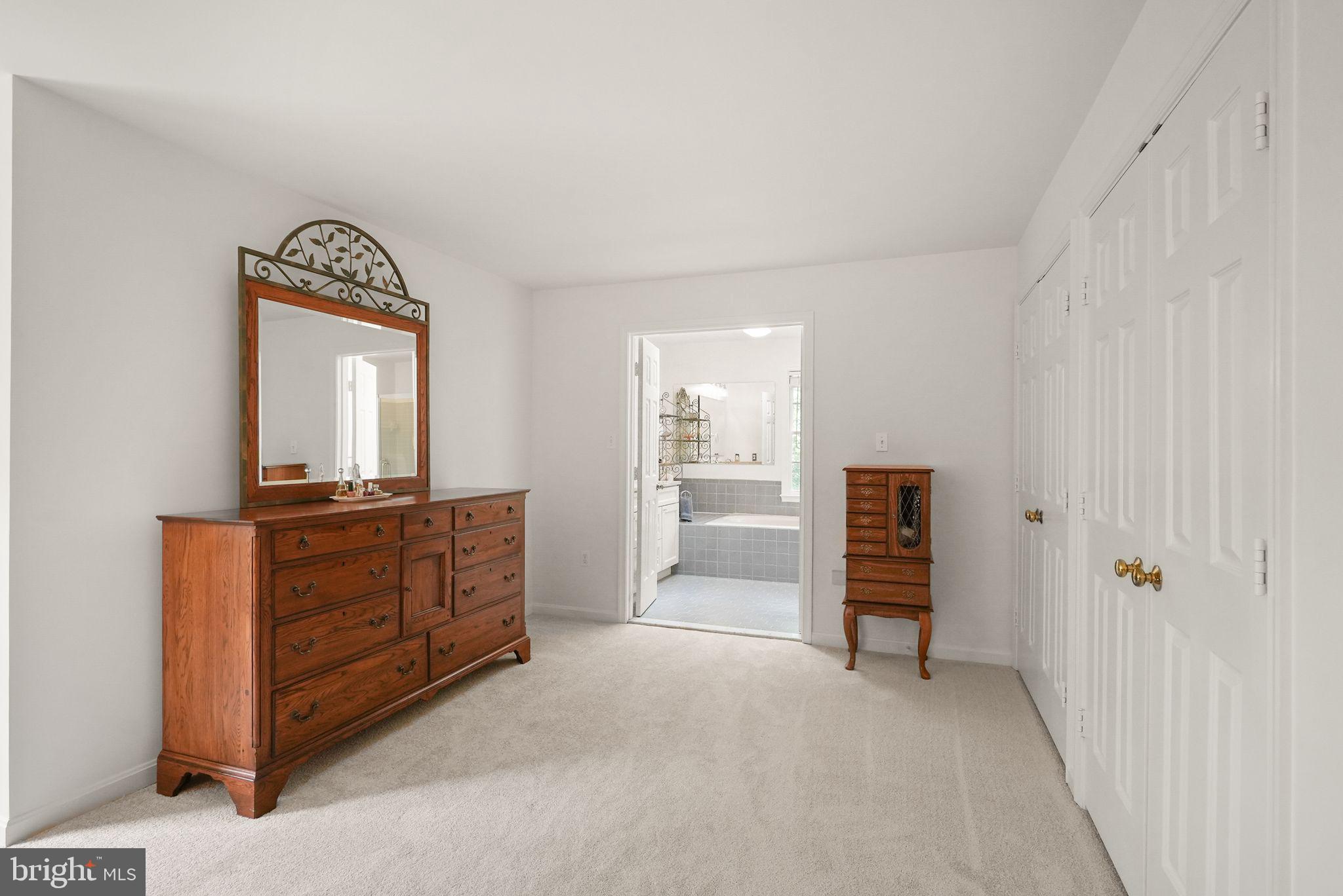 6040 TOKEN FOREST DRIVE