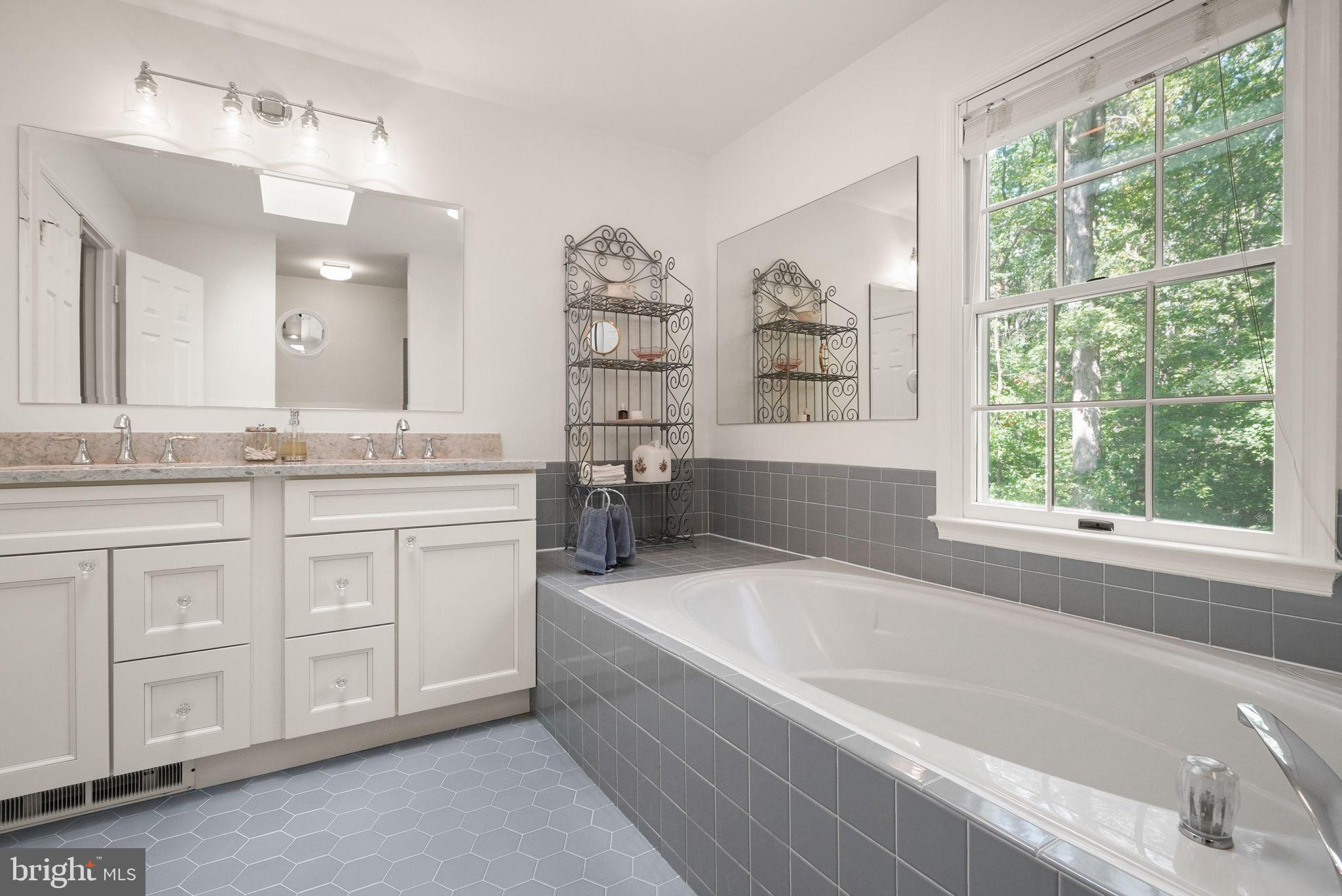 6040 TOKEN FOREST DRIVE