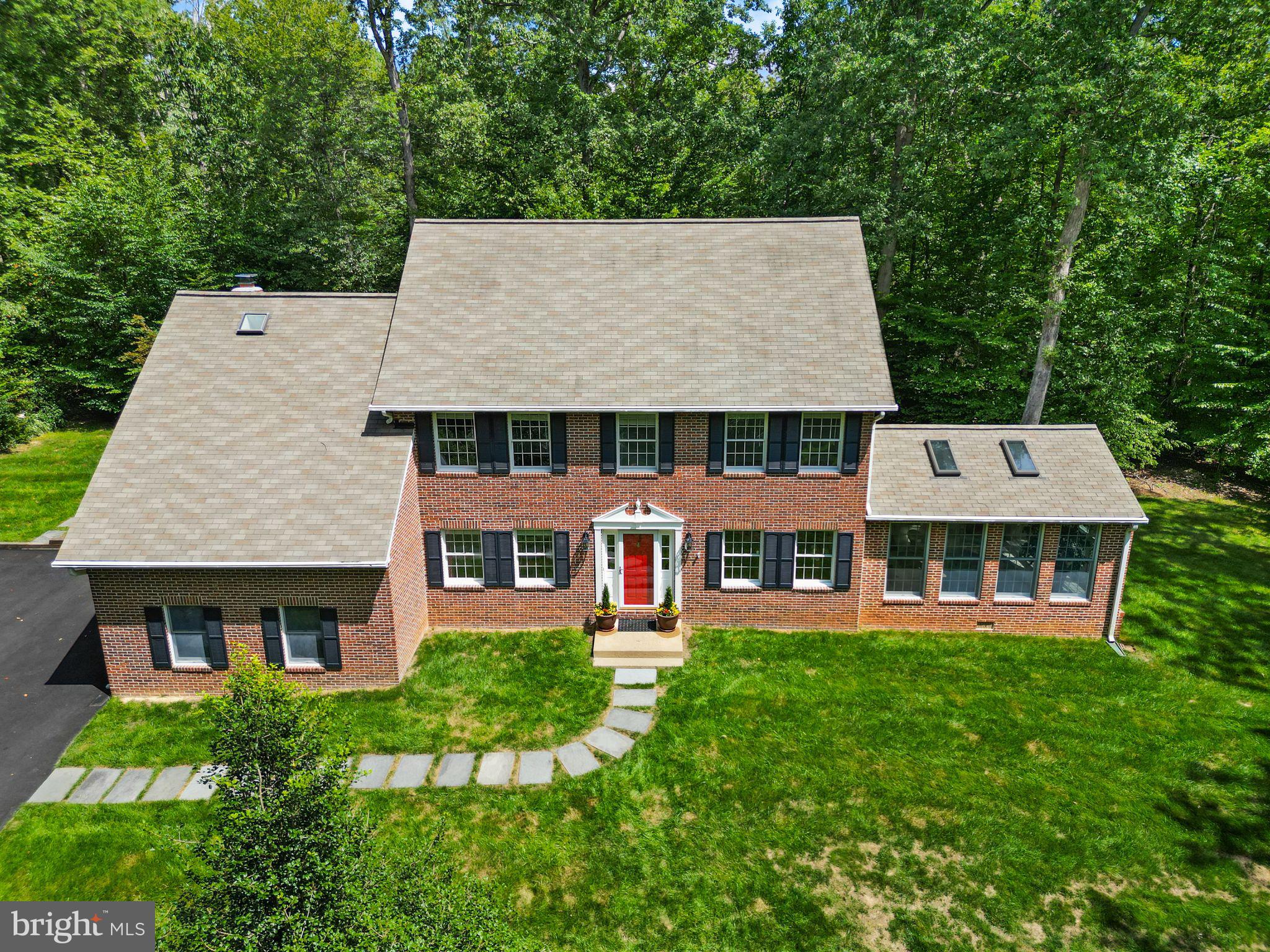 6040 TOKEN FOREST DRIVE