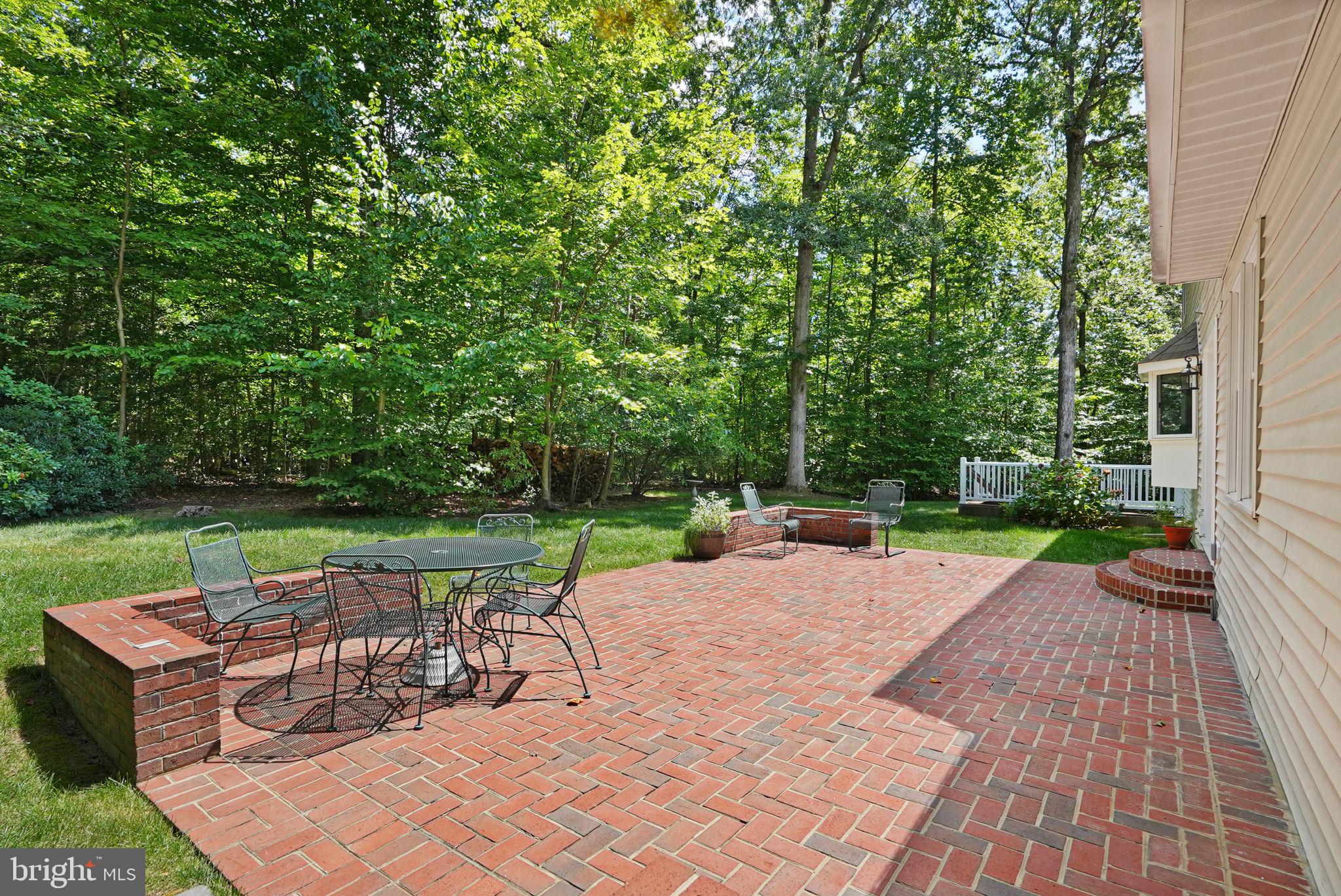 6040 TOKEN FOREST DRIVE