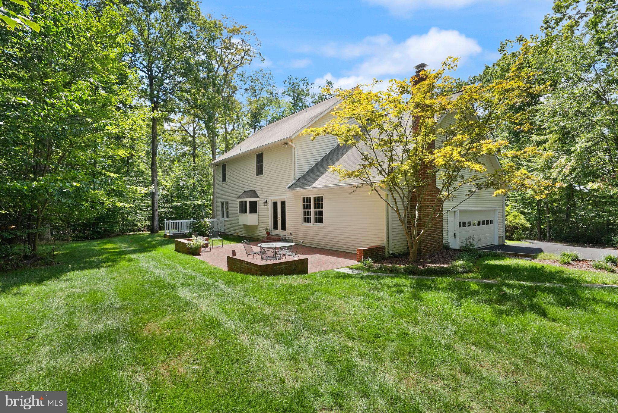 6040 TOKEN FOREST DRIVE