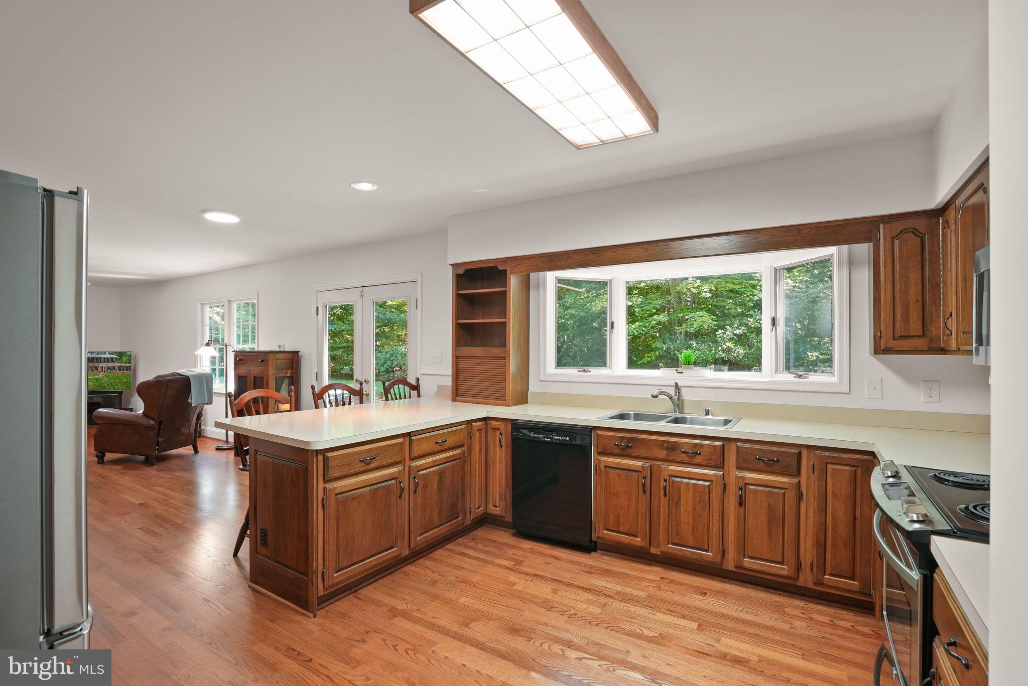 6040 TOKEN FOREST DRIVE