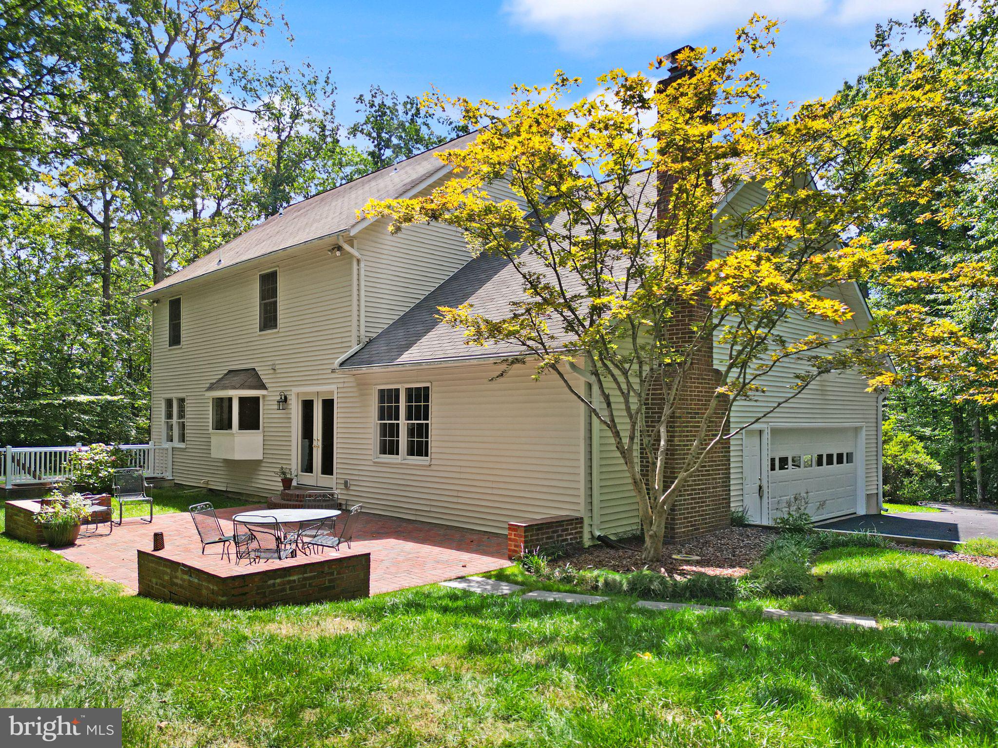 6040 TOKEN FOREST DRIVE