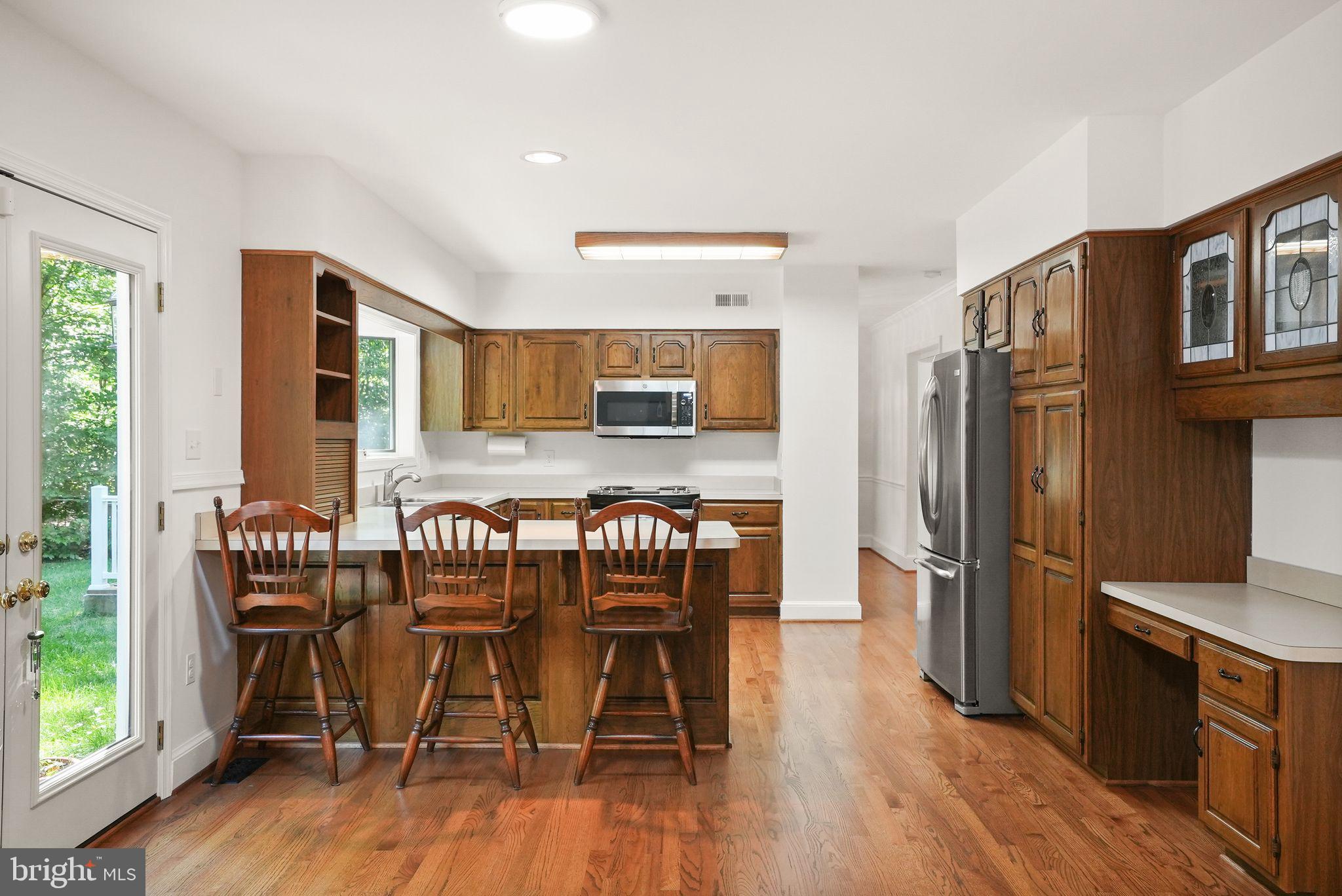 6040 TOKEN FOREST DRIVE