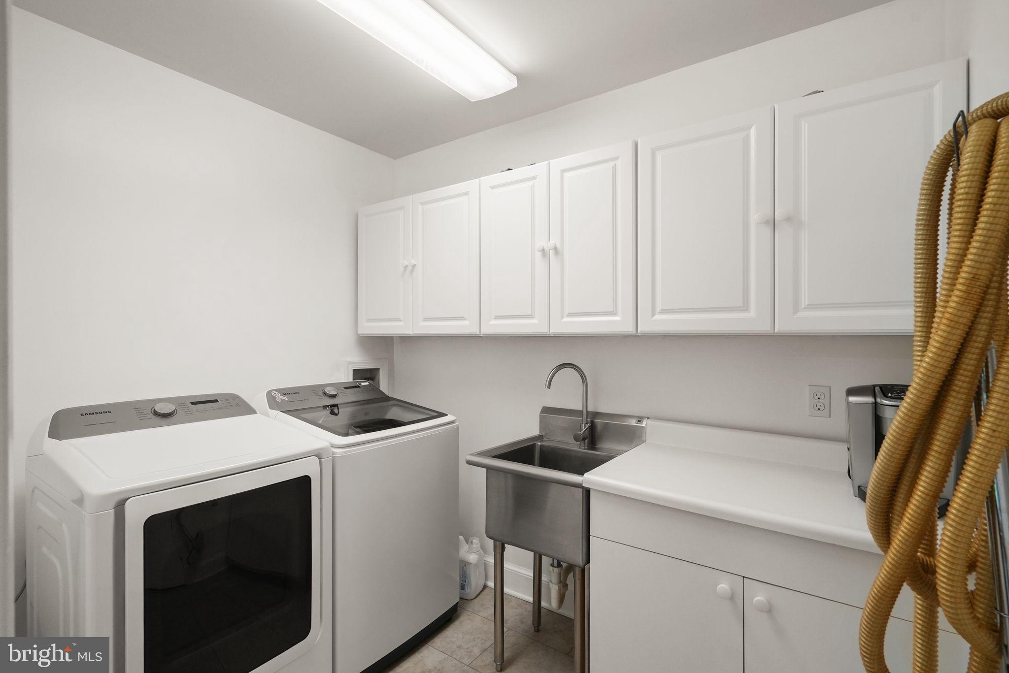 6040 TOKEN FOREST DRIVE