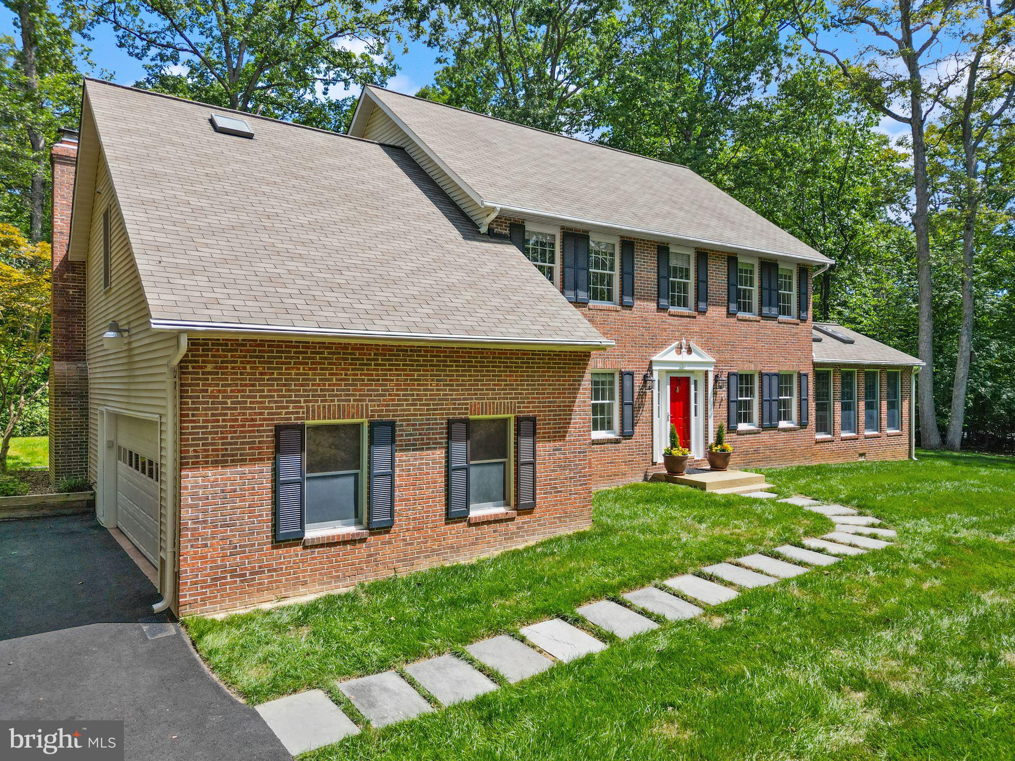 6040 TOKEN FOREST DRIVE