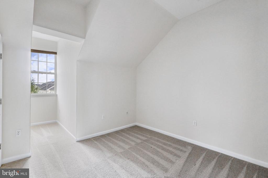 14489 MACON GROVE LANE