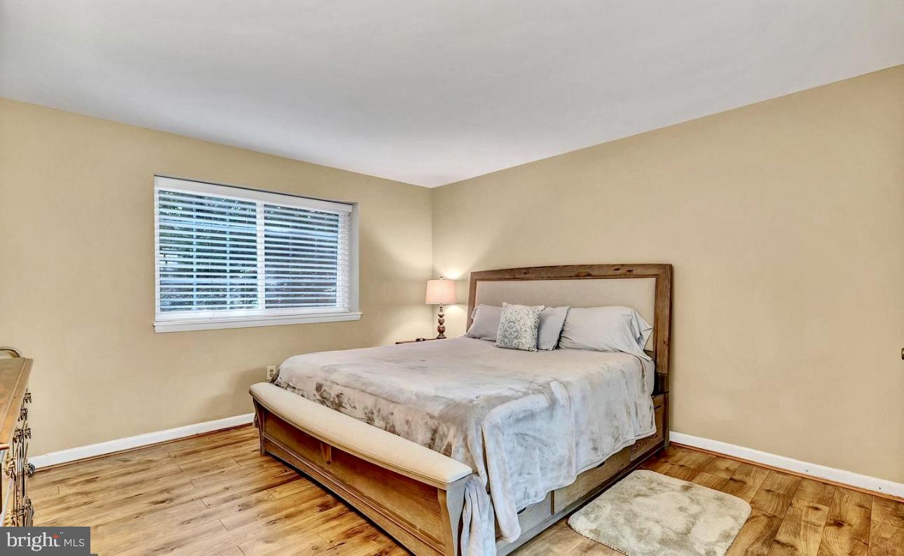 1543 COLONIAL DRIVE T2