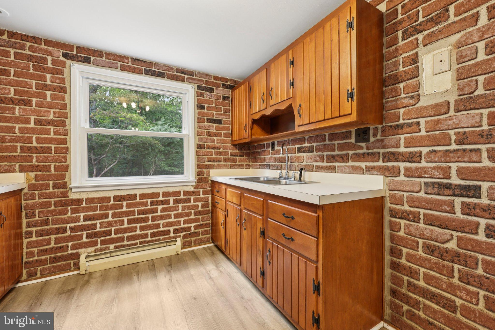 3555 FORESTDALE AVENUE