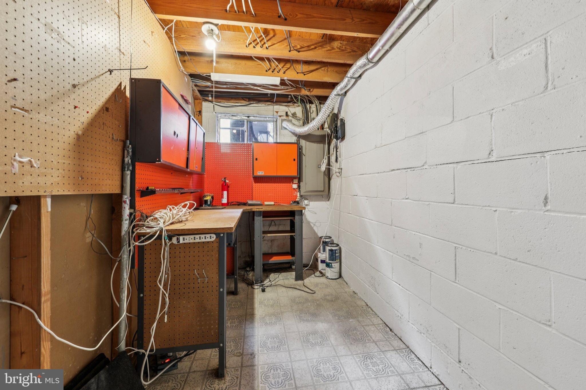 3555 FORESTDALE AVENUE