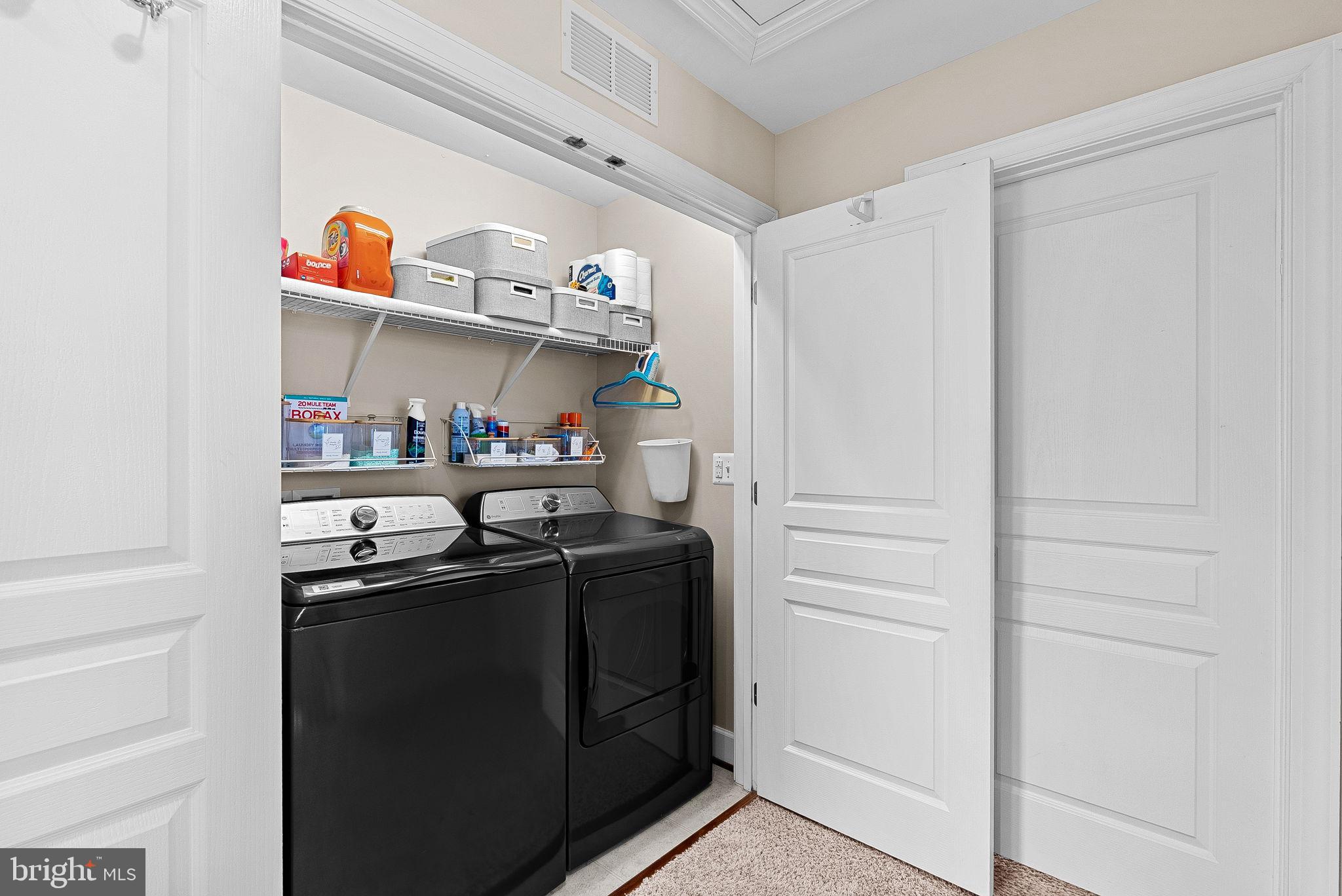 8943 ENGLEWOOD FARMS DRIVE