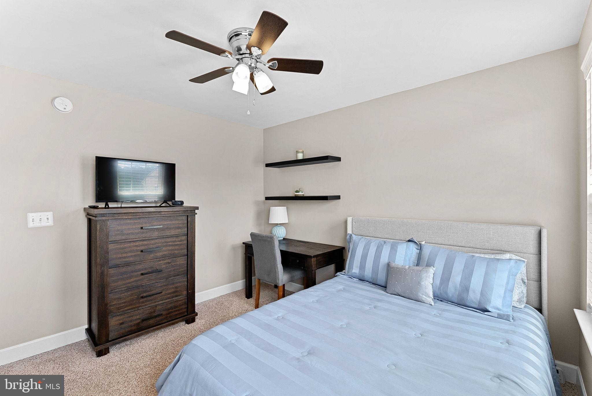 8943 ENGLEWOOD FARMS DRIVE