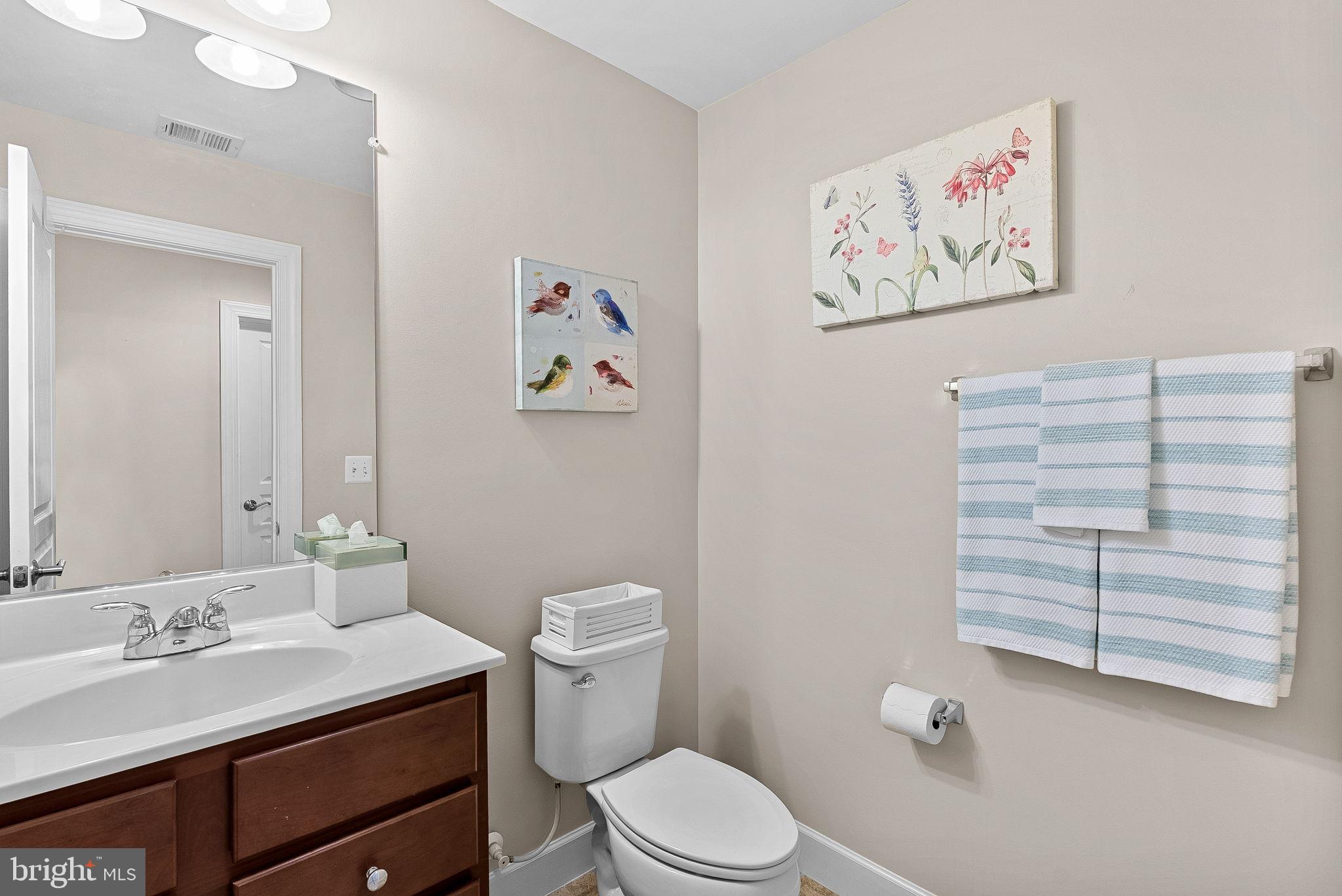 8943 ENGLEWOOD FARMS DRIVE