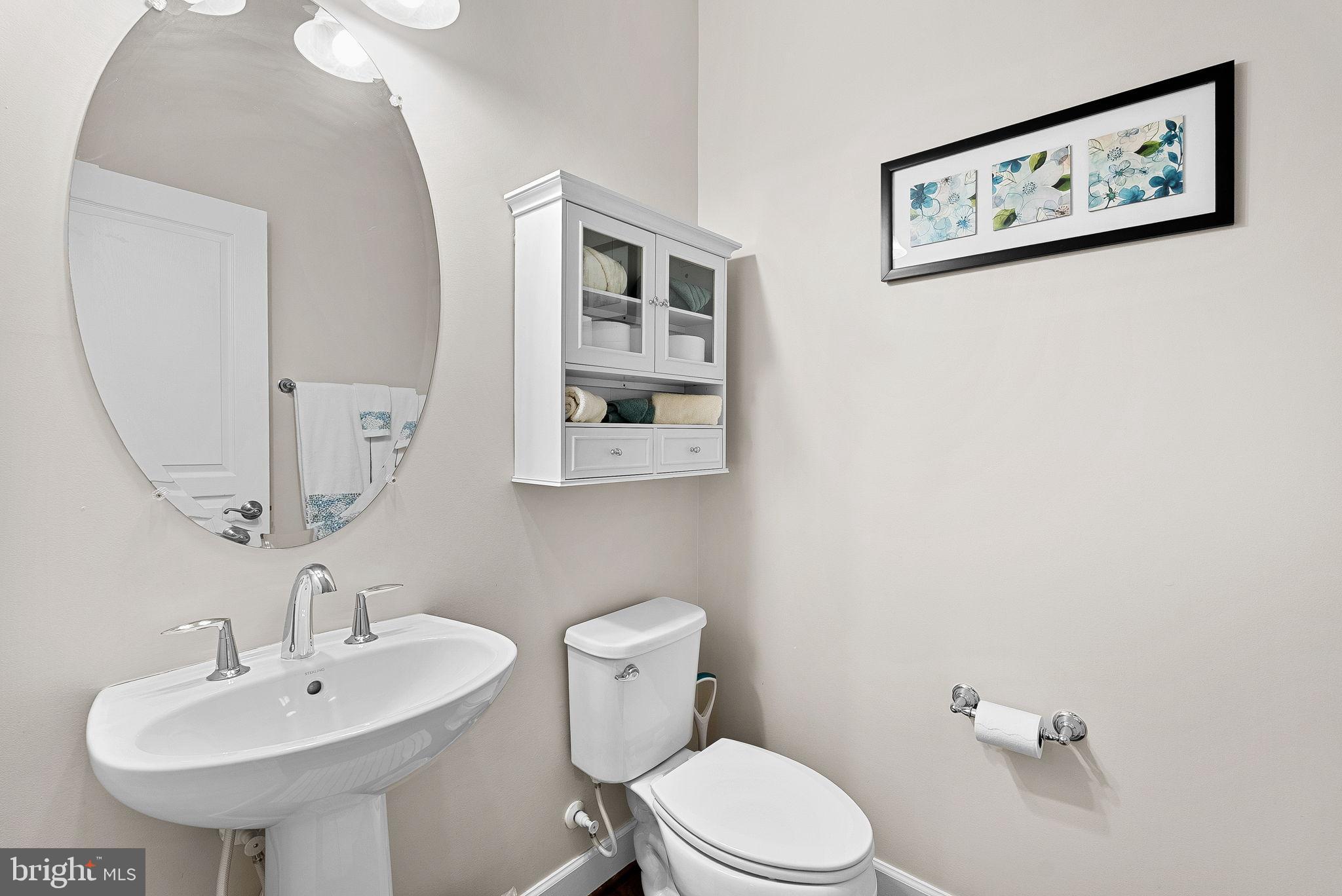 8943 ENGLEWOOD FARMS DRIVE