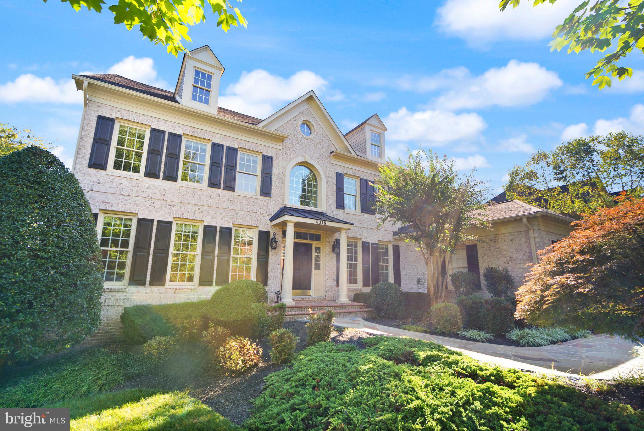 8318 ROXBOROUGH LOOP