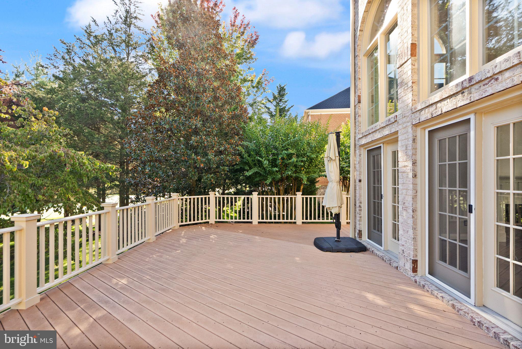 8318 ROXBOROUGH LOOP