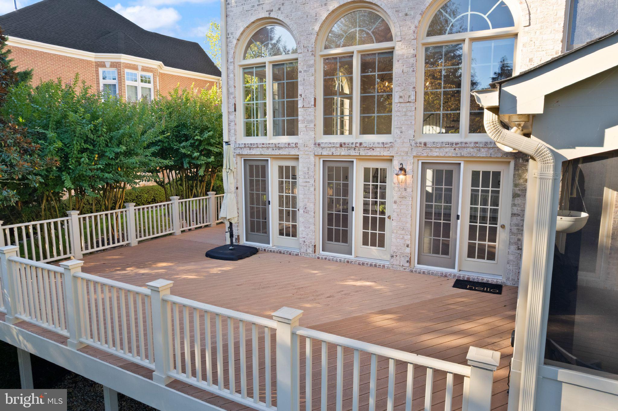 8318 ROXBOROUGH LOOP
