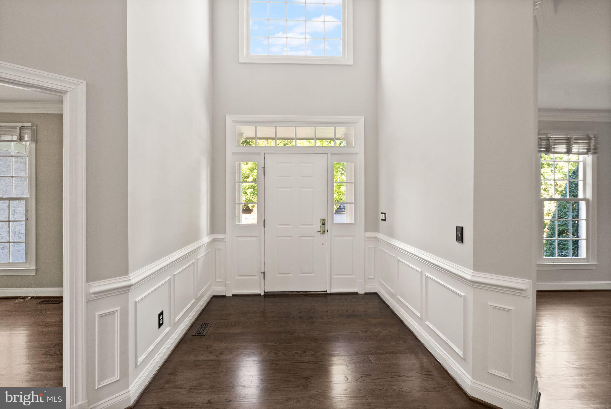 8318 ROXBOROUGH LOOP