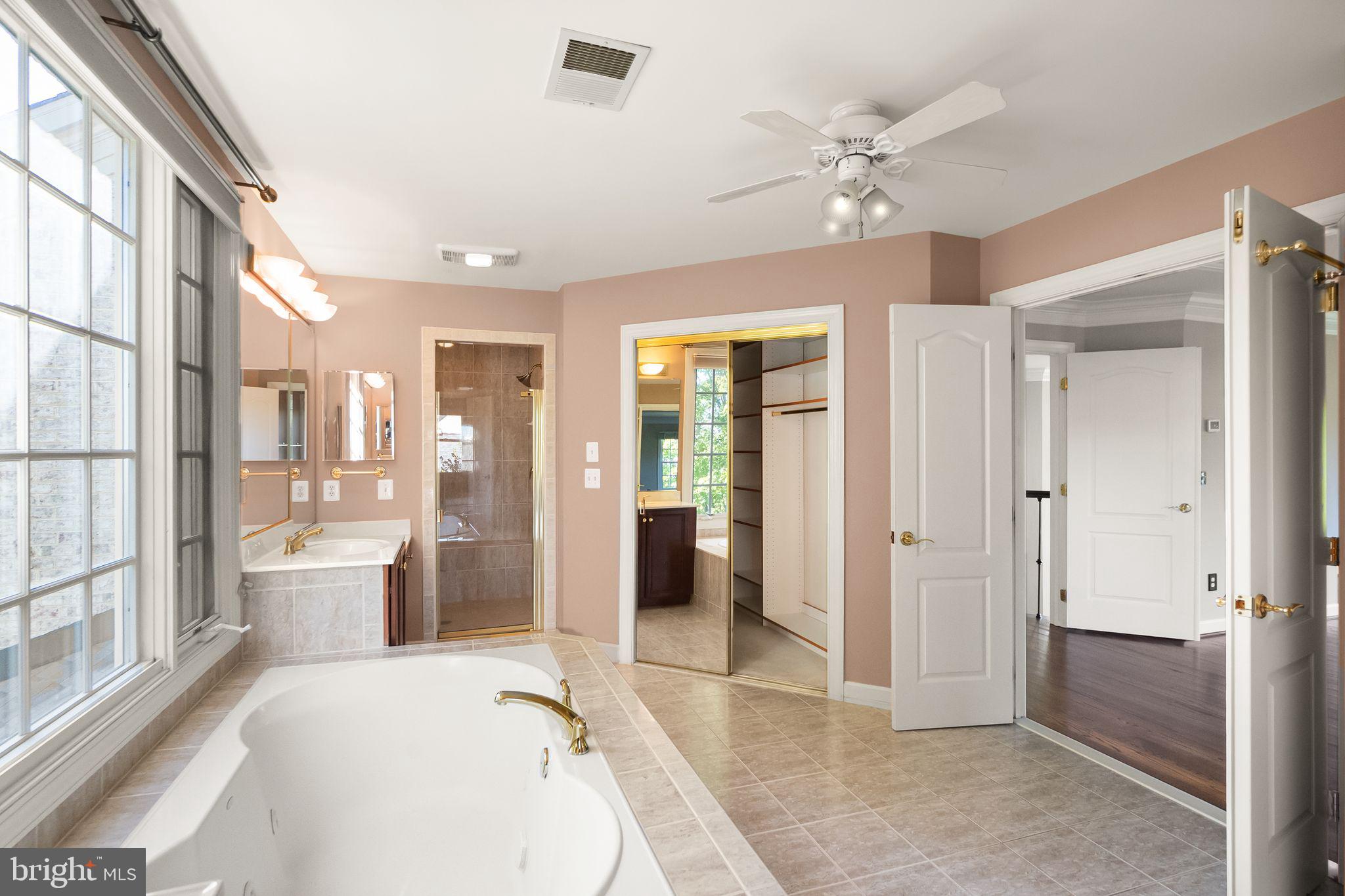 8318 ROXBOROUGH LOOP