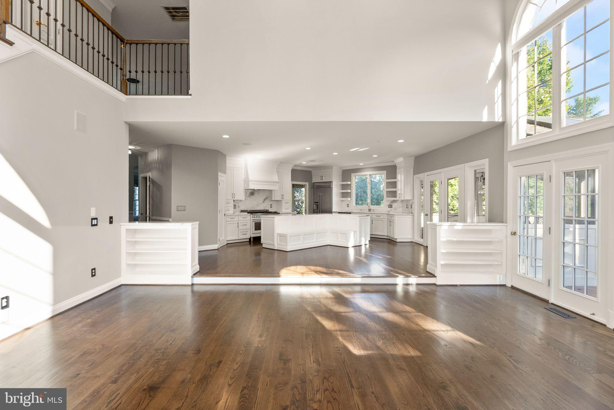 8318 ROXBOROUGH LOOP