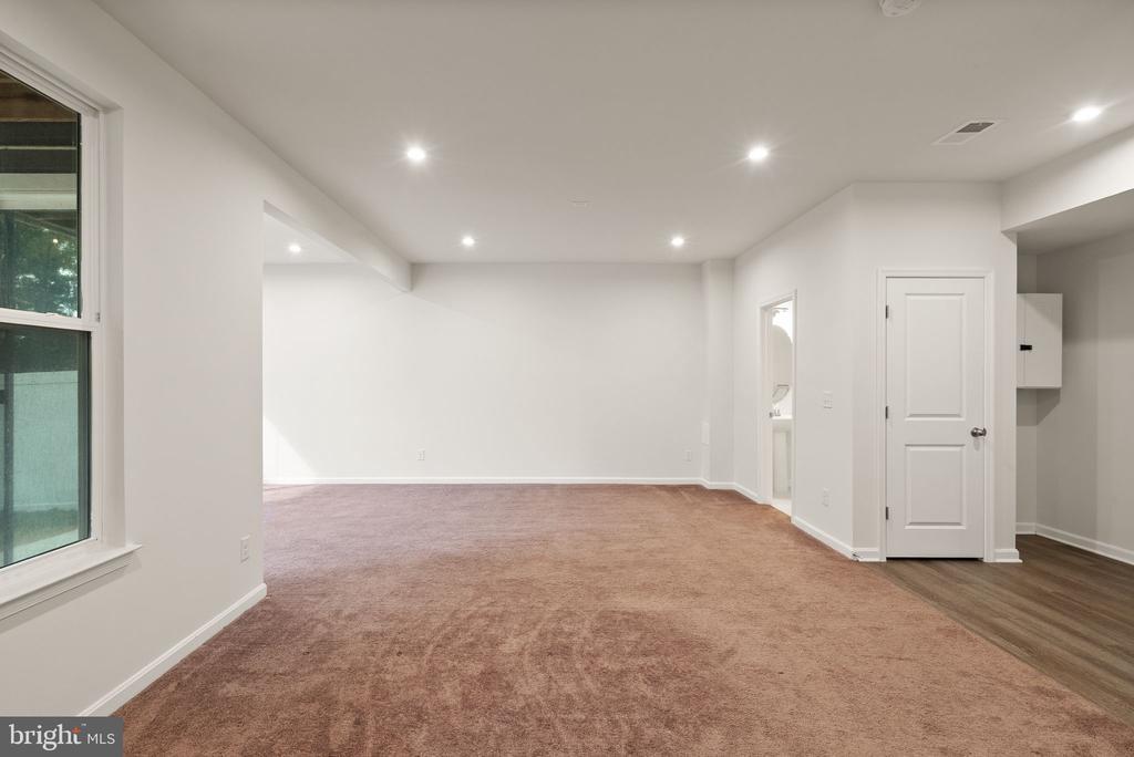 4087 ELIZABETH REED WAY