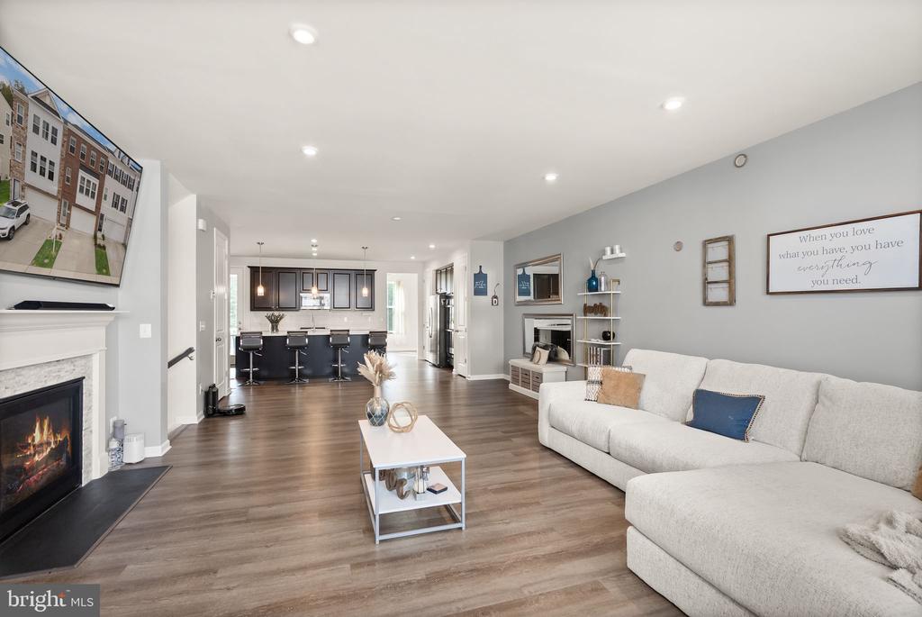 4087 ELIZABETH REED WAY