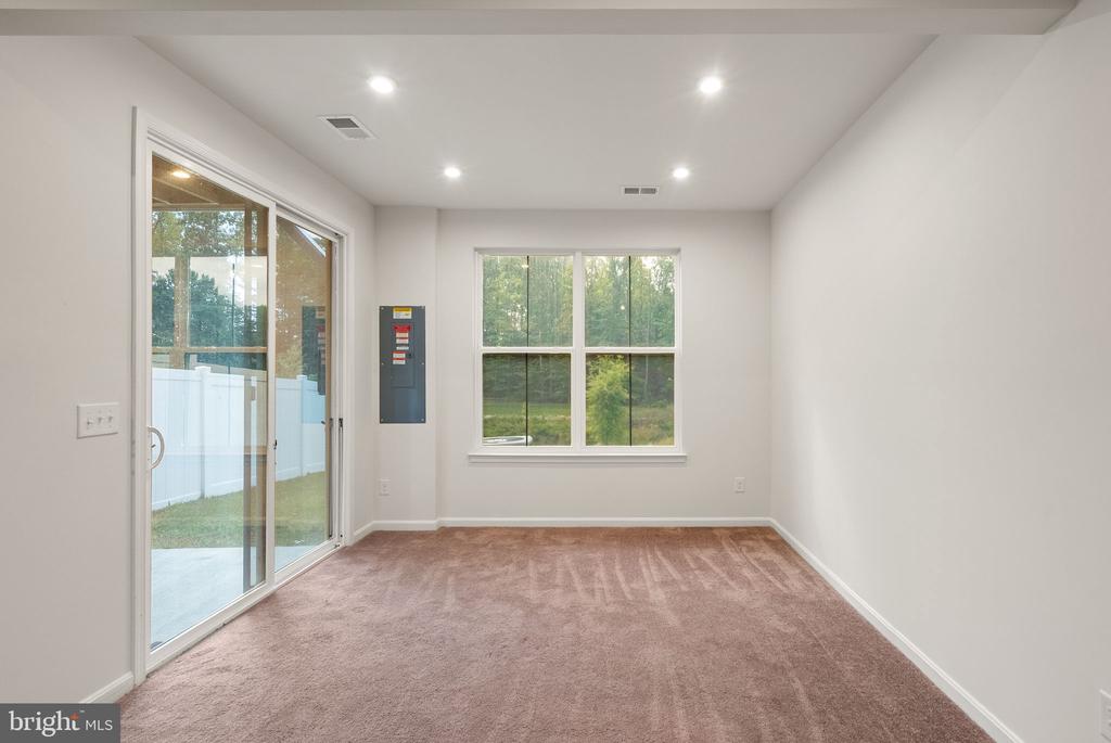 4087 ELIZABETH REED WAY