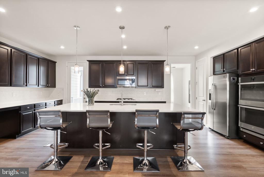 4087 ELIZABETH REED WAY