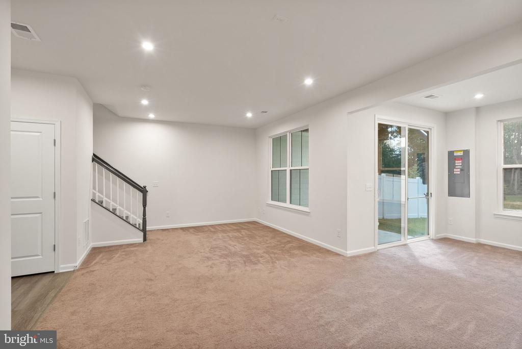 4087 ELIZABETH REED WAY