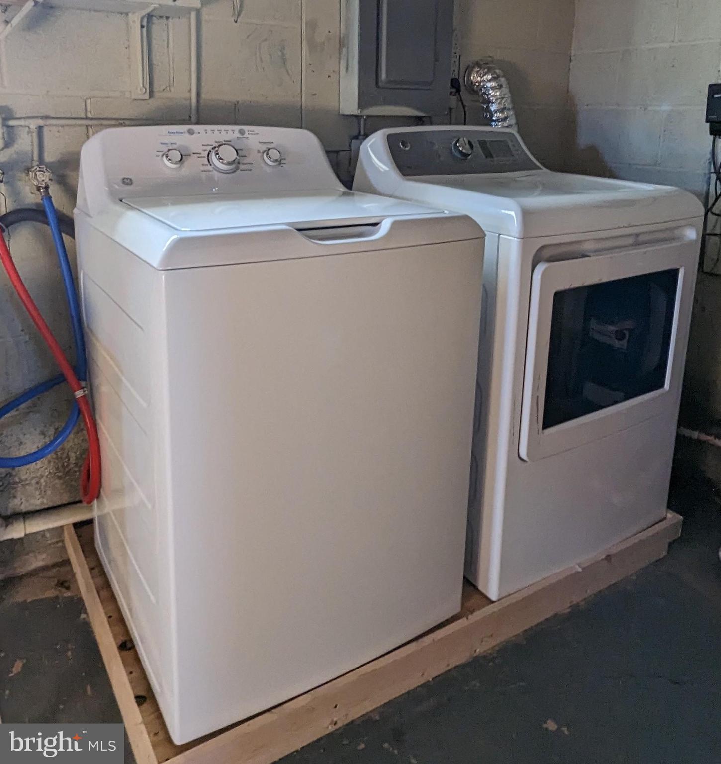 6520 OLD CAROLINA ROAD