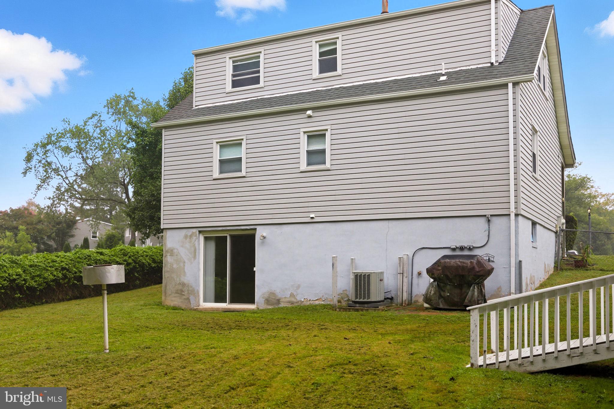 13300 KERRYDALE ROAD