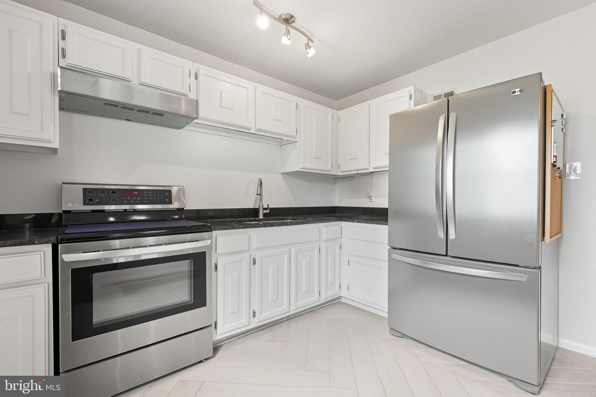 13300 KERRYDALE ROAD