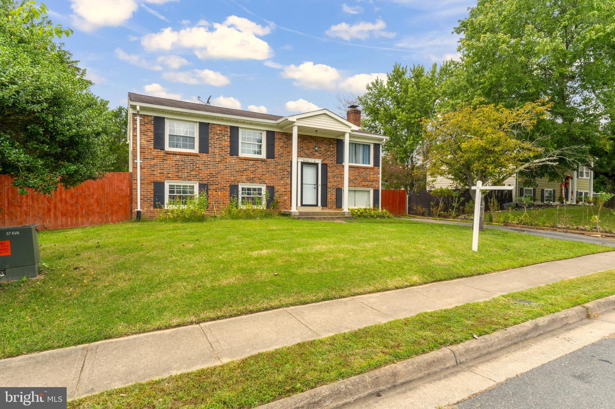 14010 MAPLEDALE AVENUE