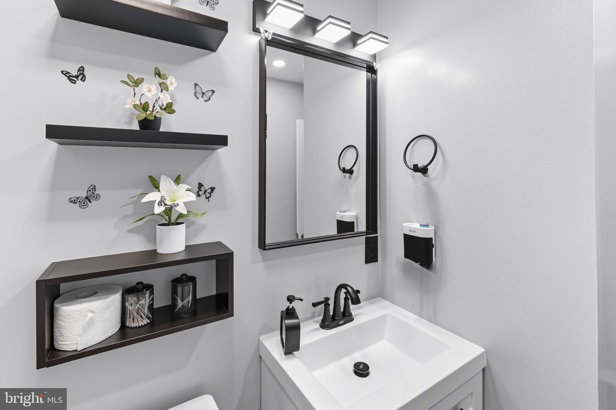 14010 MAPLEDALE AVENUE