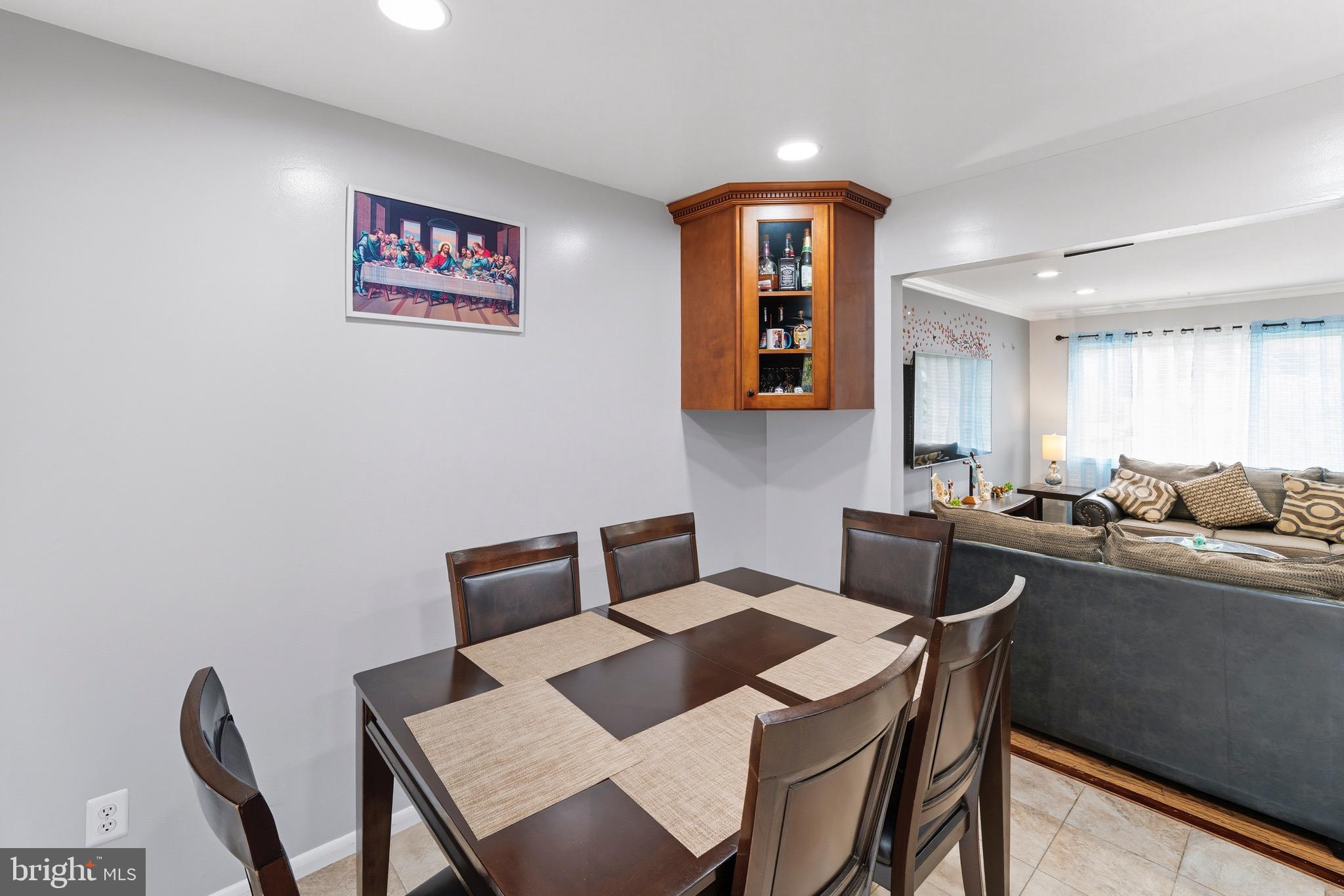 14010 MAPLEDALE AVENUE