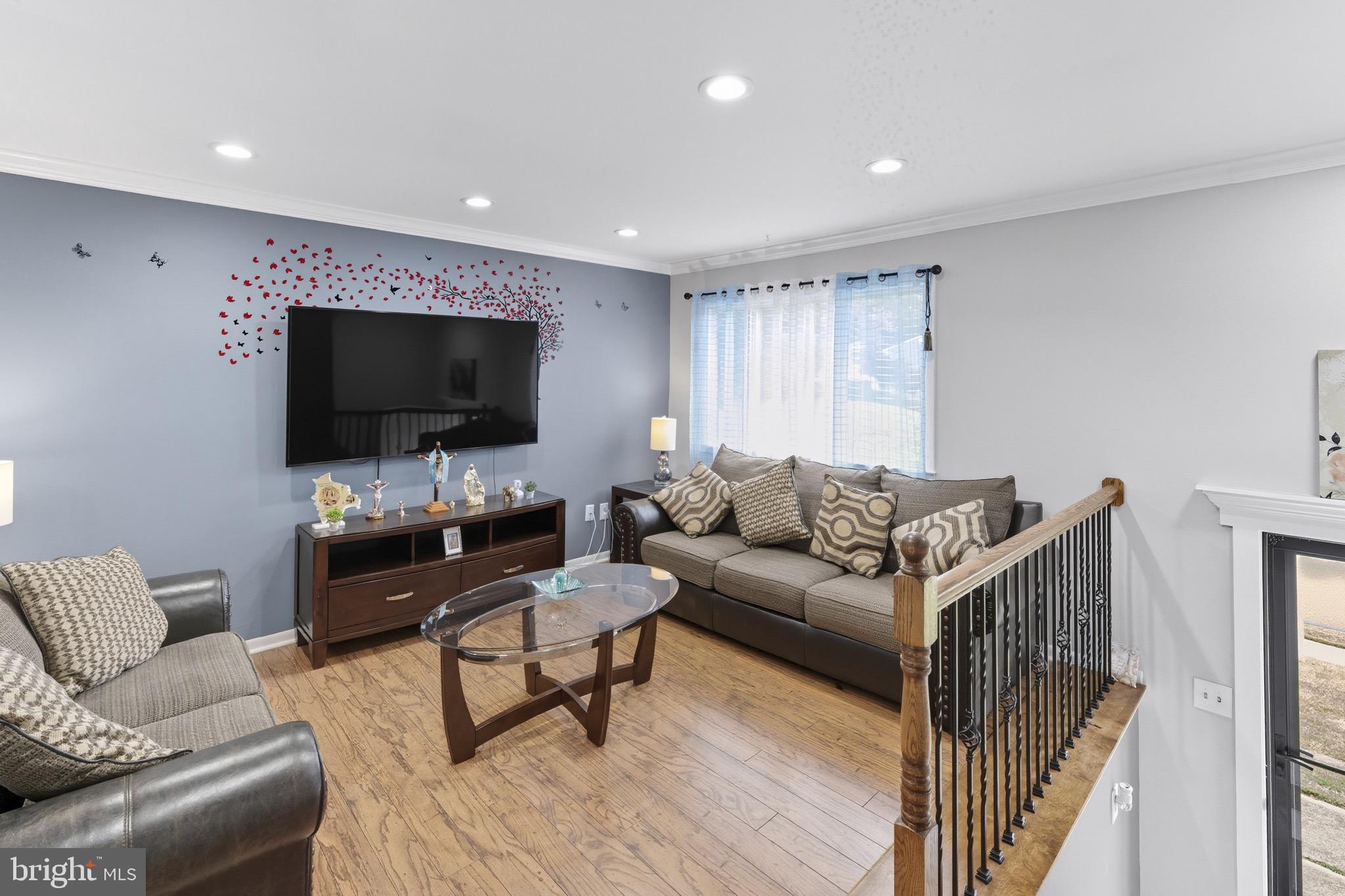 14010 MAPLEDALE AVENUE