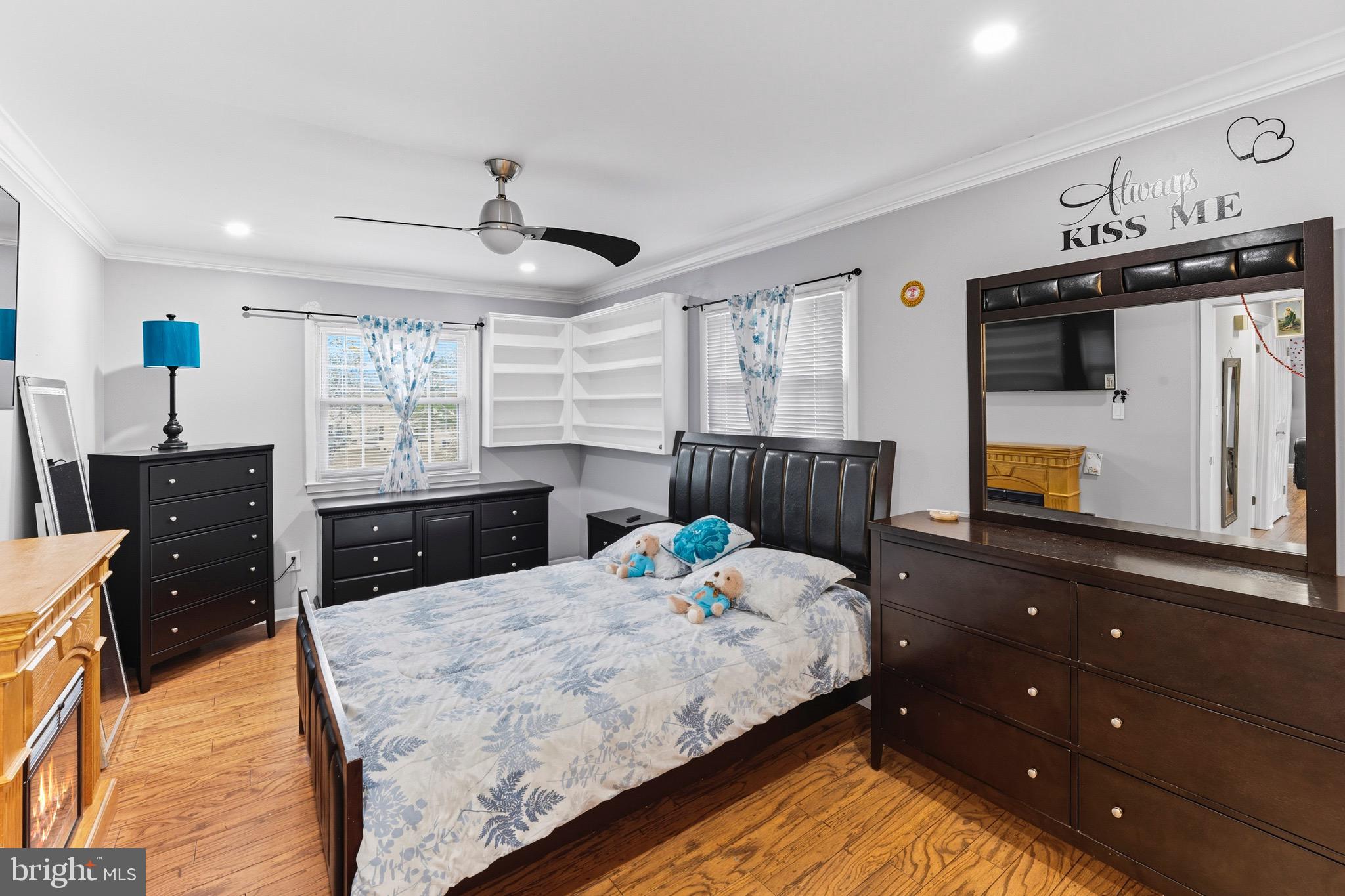 14010 MAPLEDALE AVENUE