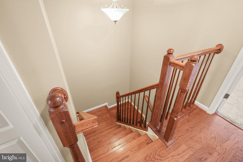 2331 KEW GARDENS DRIVE