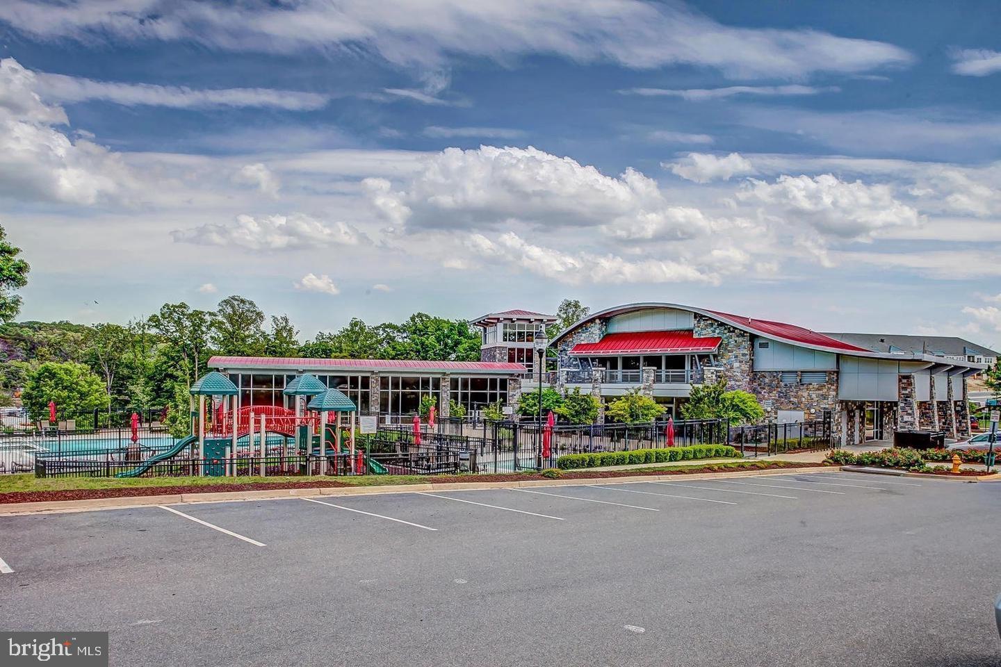 2331 KEW GARDENS DRIVE