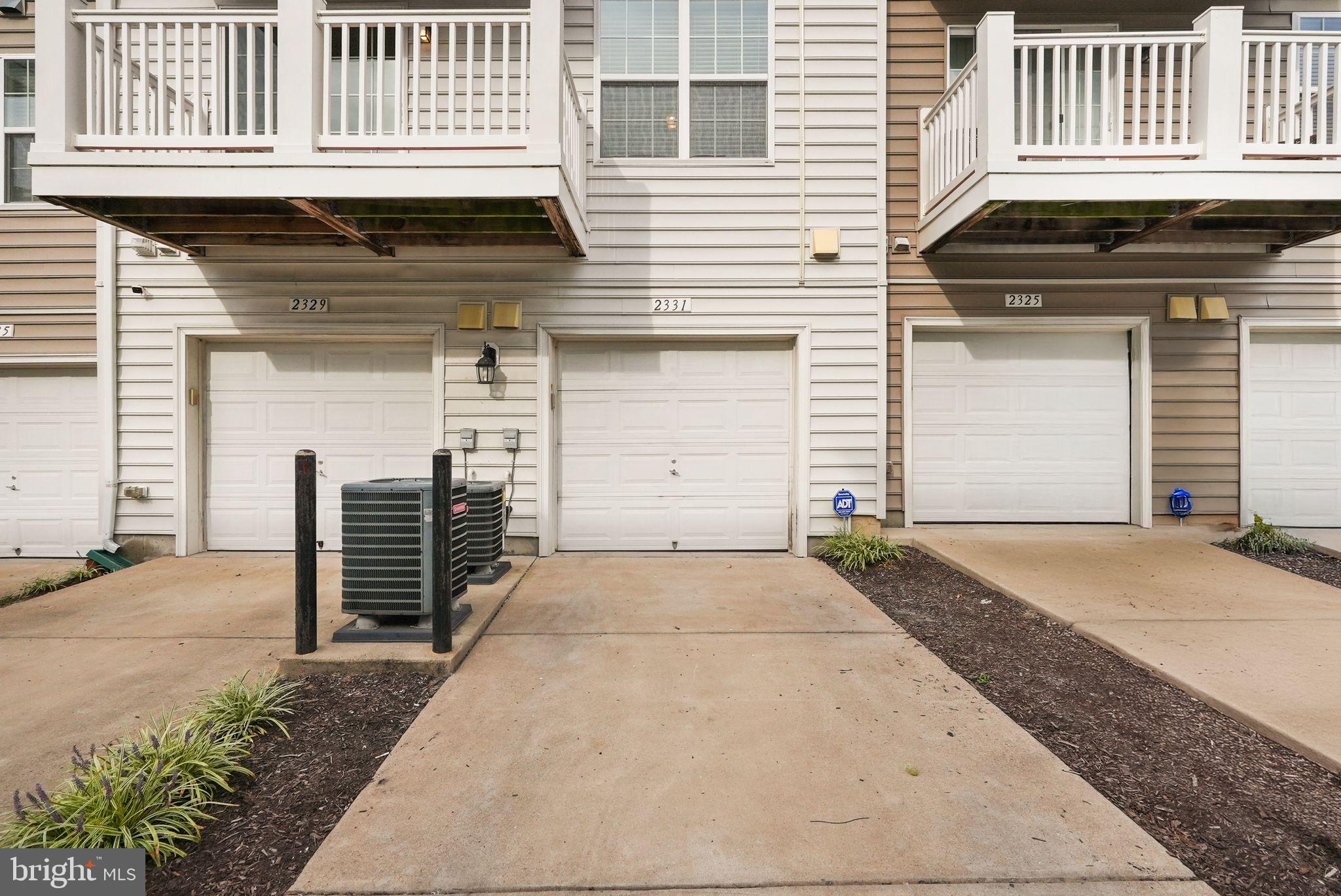 2331 KEW GARDENS DRIVE