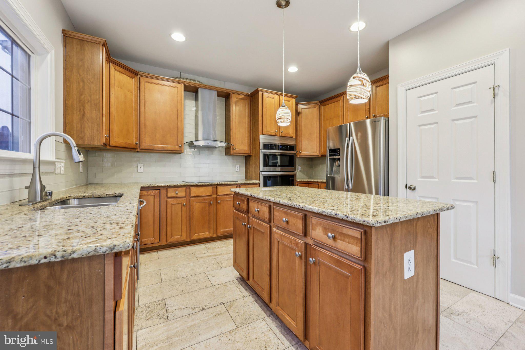 6054 POPES CREEK PLACE