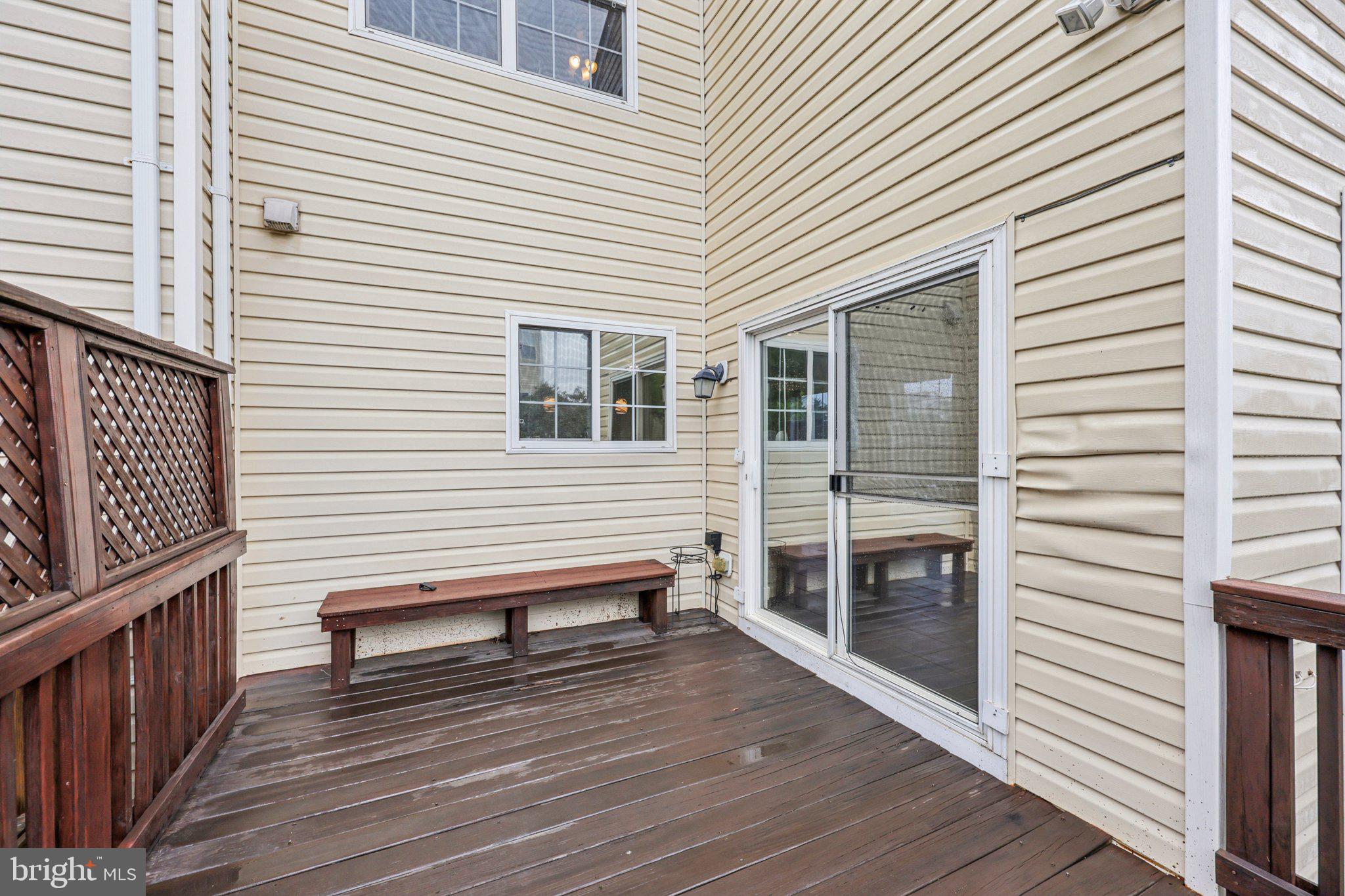 6054 POPES CREEK PLACE